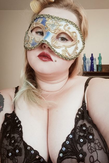 plushypeachy OnlyFans picture