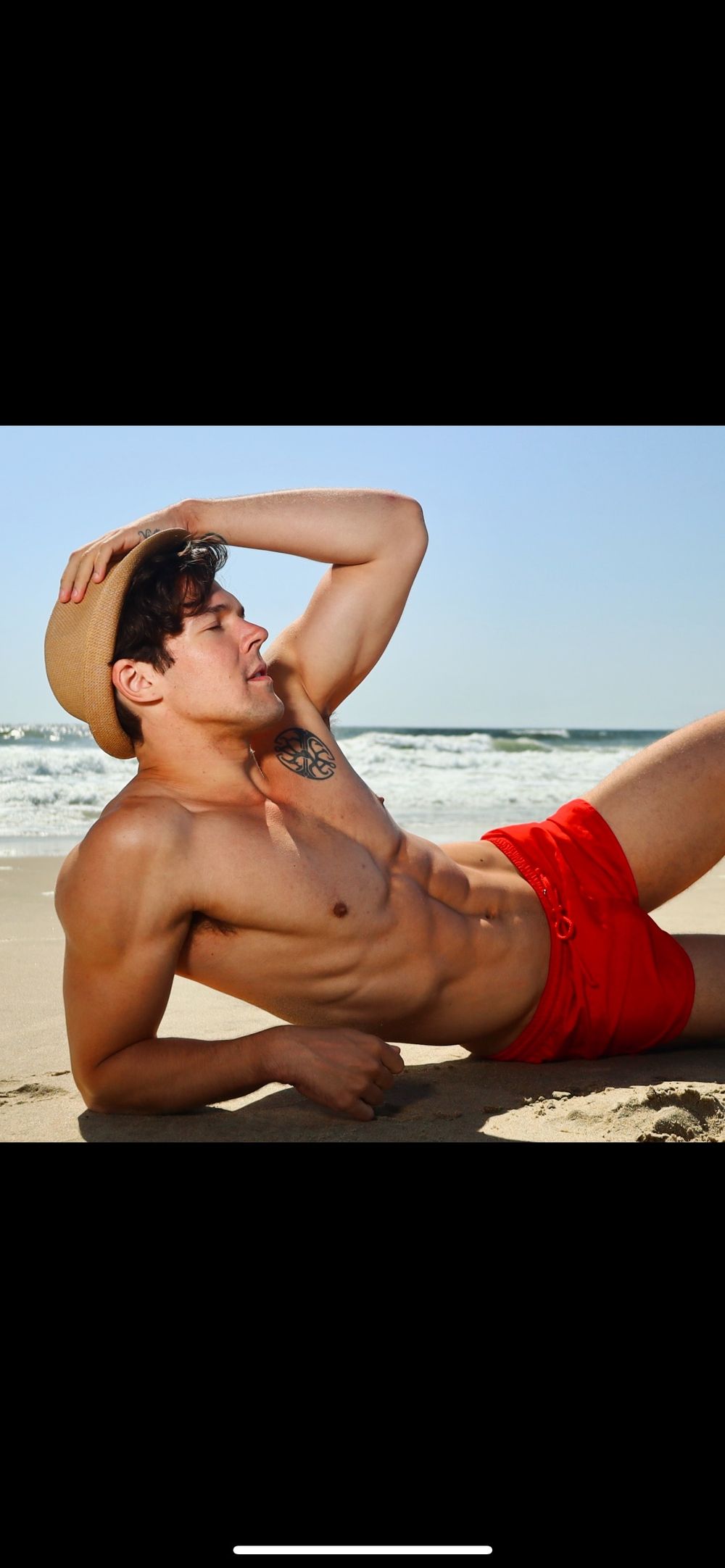 daturakilos OnlyFans - Free Trial - Photos - Socials | FansMetrics.com