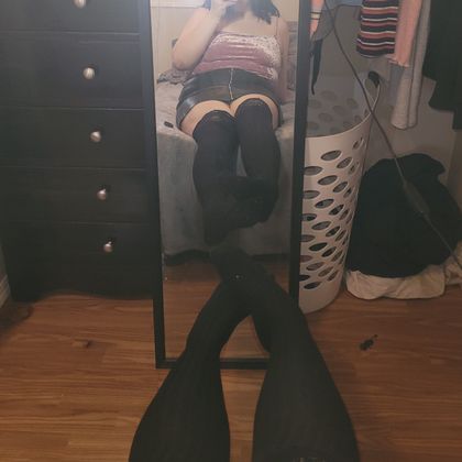 wallflowrpowr OnlyFans picture