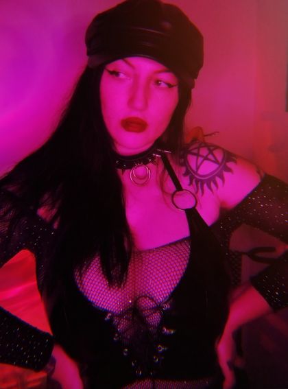 xmadmegx OnlyFans picture