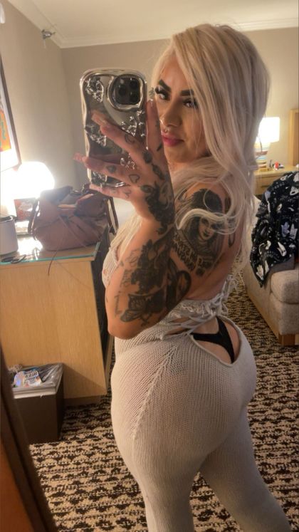 hotbambi OnlyFans picture