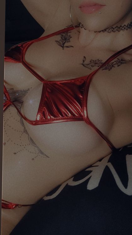 pixielust24 OnlyFans picture
