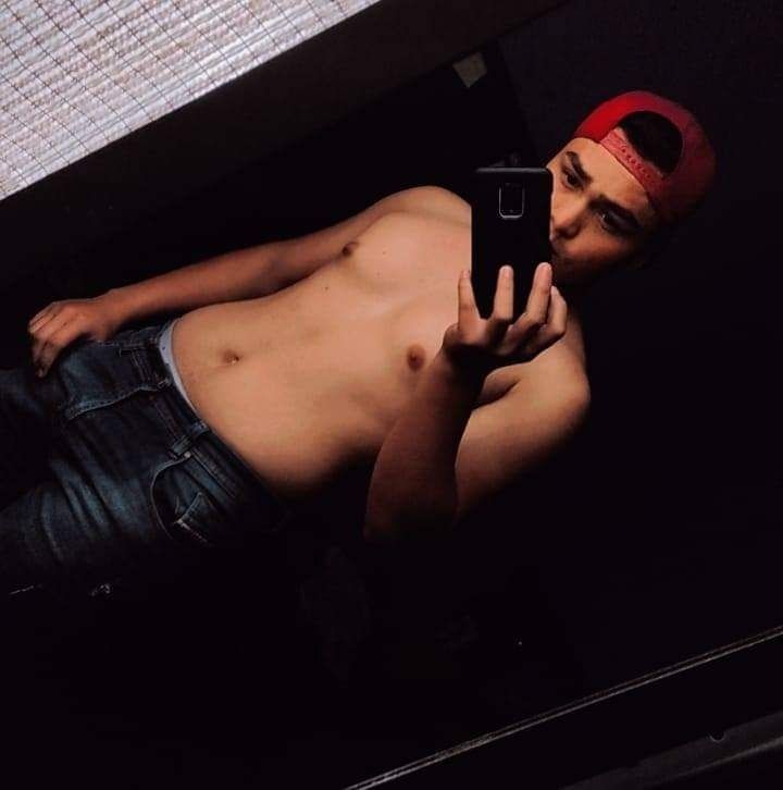 adrianjose17 OnlyFans profile picture