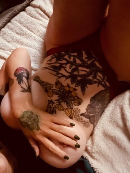 margotzissou OnlyFans picture
