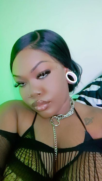 qweenpush OnlyFans picture