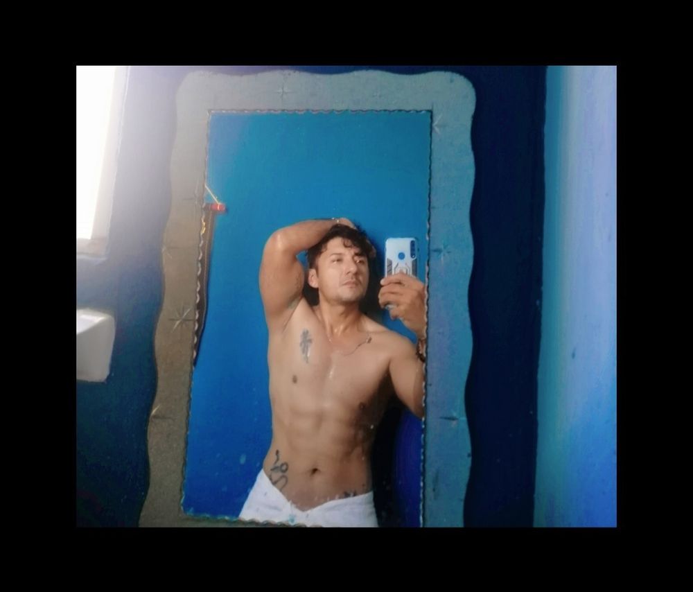 julyzan OnlyFans profile picture