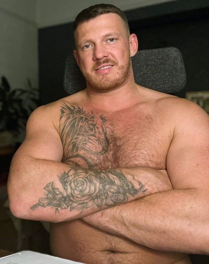 yourdadsbro OnlyFans picture