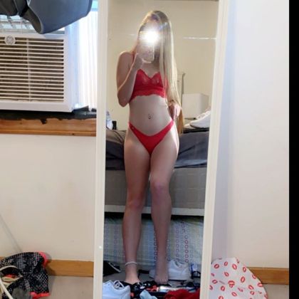 aurora.elaine OnlyFans picture