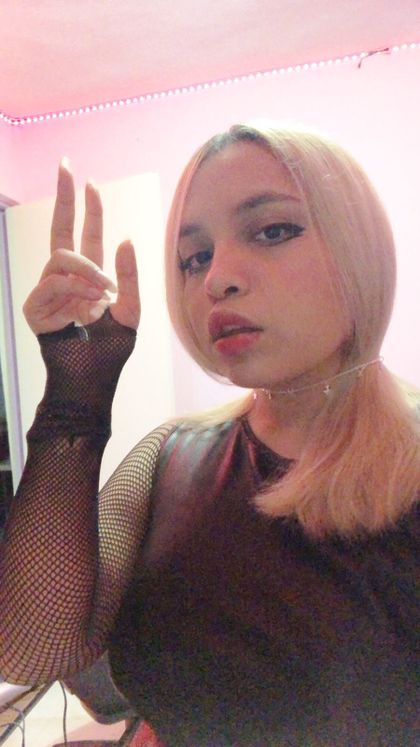 akialam OnlyFans picture