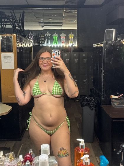 itslana OnlyFans picture