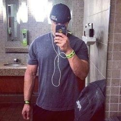 realbrandon818 OnlyFans picture