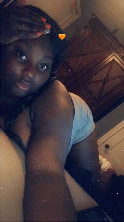 queensupawetwet OnlyFans picture