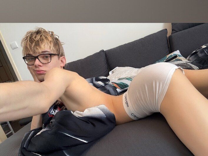 adamhrvth1 OnlyFans profile picture
