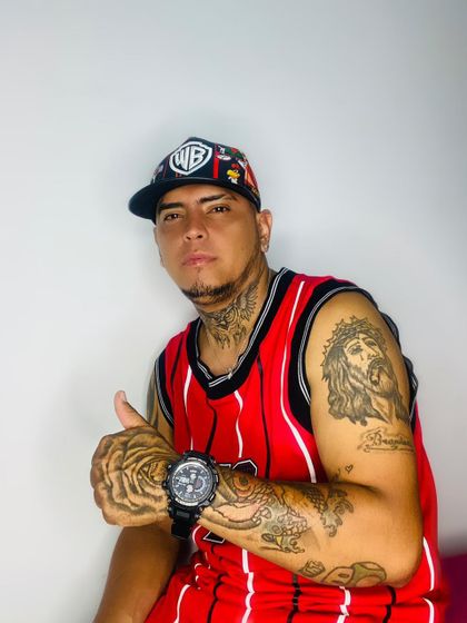 brandon-30 OnlyFans picture