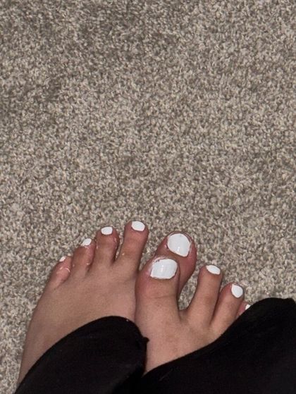 softtoesnicole OnlyFans picture