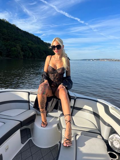 blondeepunch OnlyFans picture