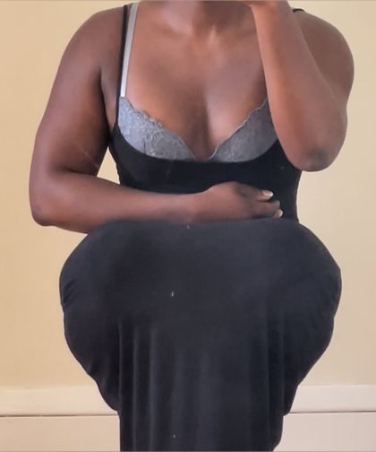 curvvvyivy OnlyFans picture