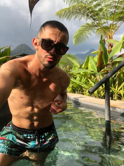 Best Hot Florian OnlyFans Accounts | FansMetrics.com