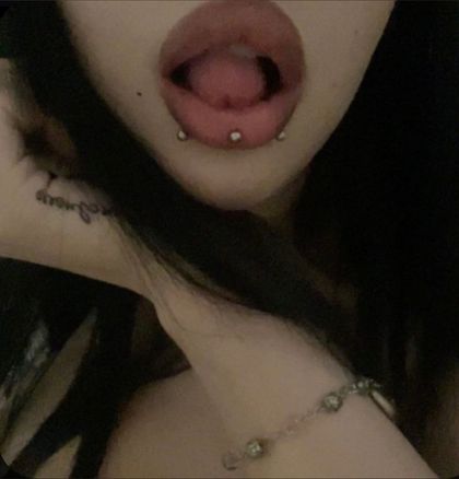 yummylunaa OnlyFans picture