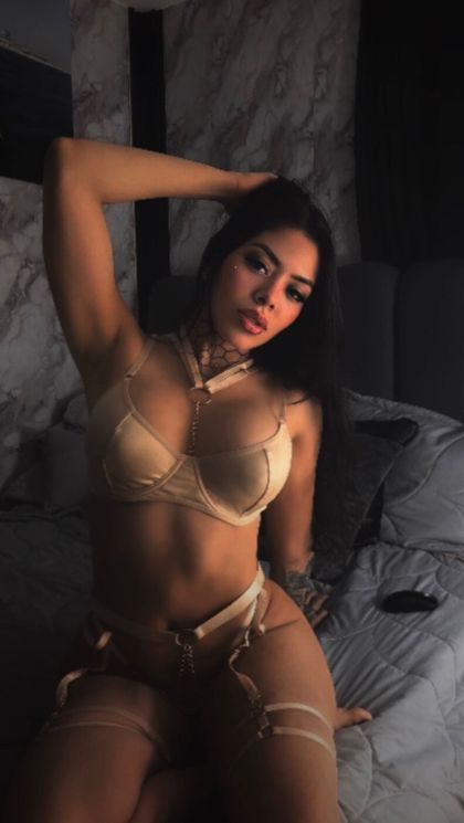 whitelina OnlyFans picture