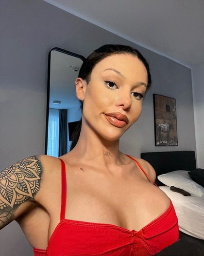 olivmaria OnlyFans picture