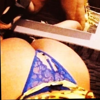 millonsmilk OnlyFans picture