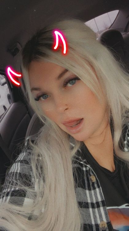 blondelife22 OnlyFans picture