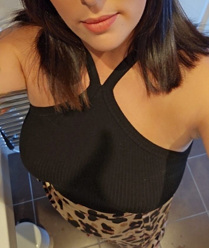 funmumelf87free OnlyFans profile picture