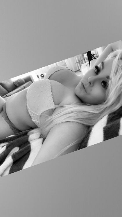 nadjuzaa OnlyFans picture