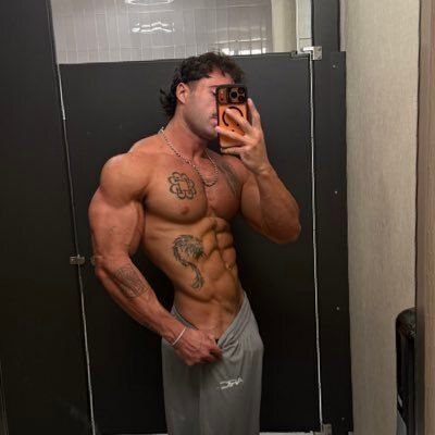 kylegoesgym OnlyFans picture