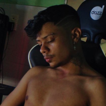 xhenri18 OnlyFans picture