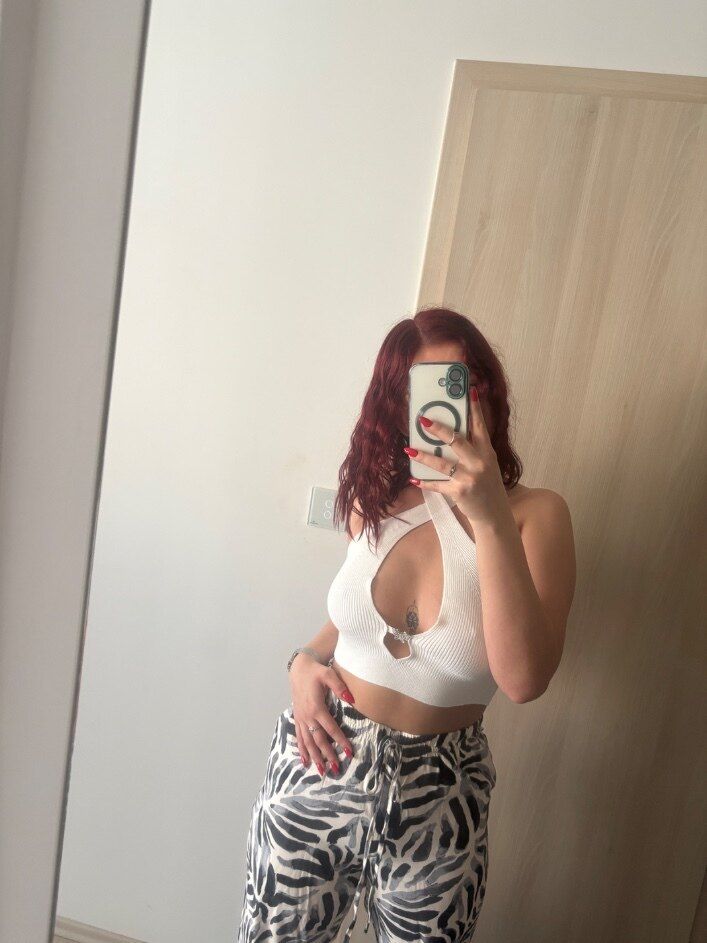 scarletmuseof OnlyFans profile picture