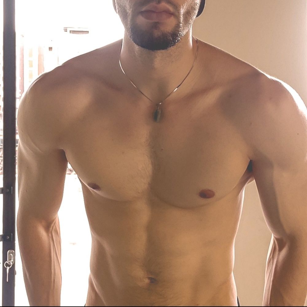 lucianoferrer OnlyFans profile picture