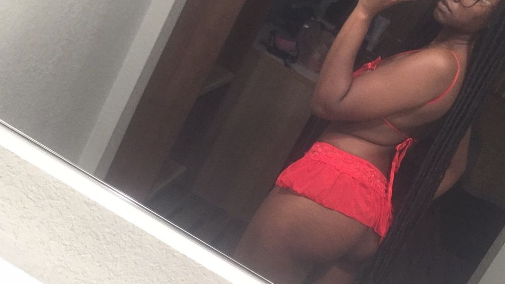 lezzaboo OnlyFans profile picture