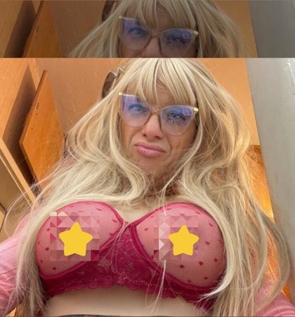 thedollnextdoor OnlyFans picture