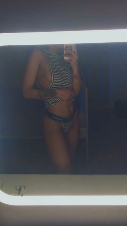 savage_y.e OnlyFans picture