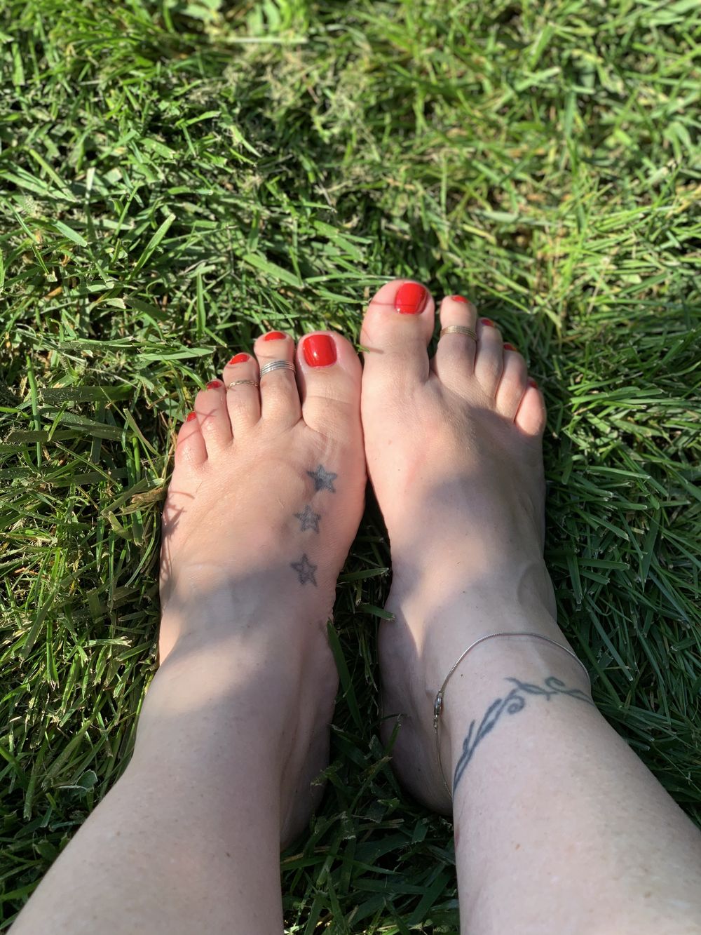 loveonmytootsies OnlyFans profile picture