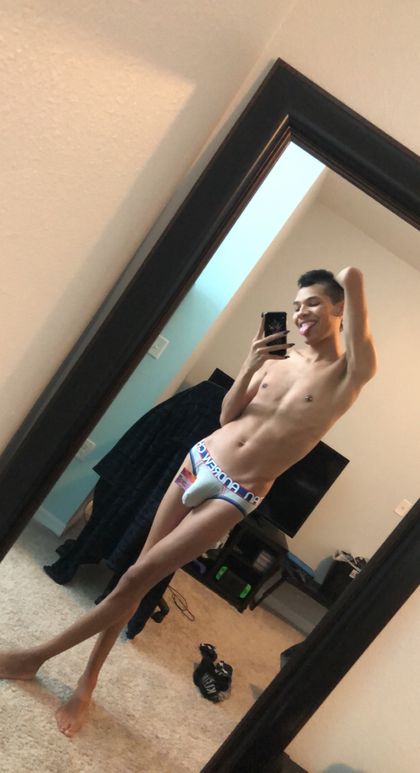 theehungtwink OnlyFans picture