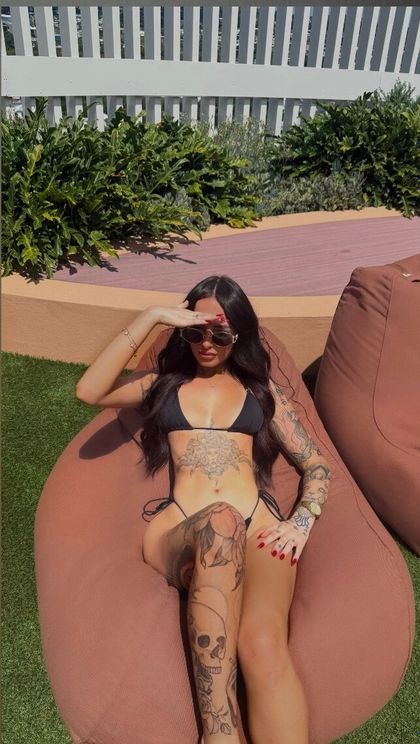 hollovvee OnlyFans picture