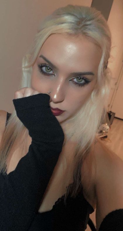 kinkykat19 OnlyFans picture