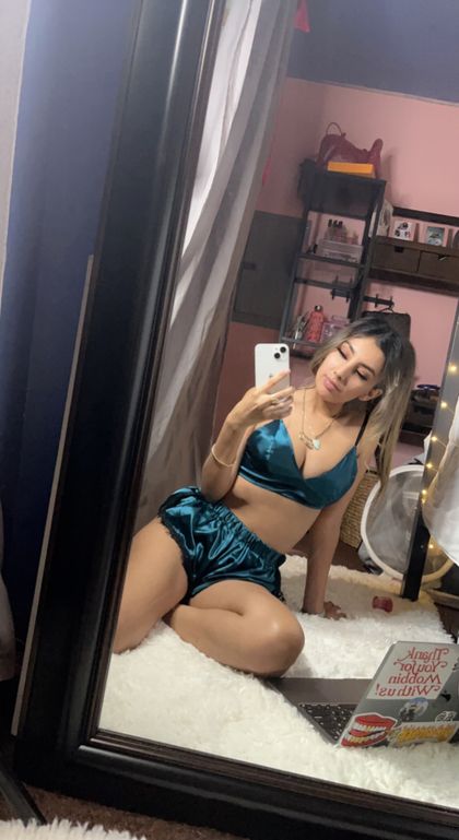 prettyassxo OnlyFans picture