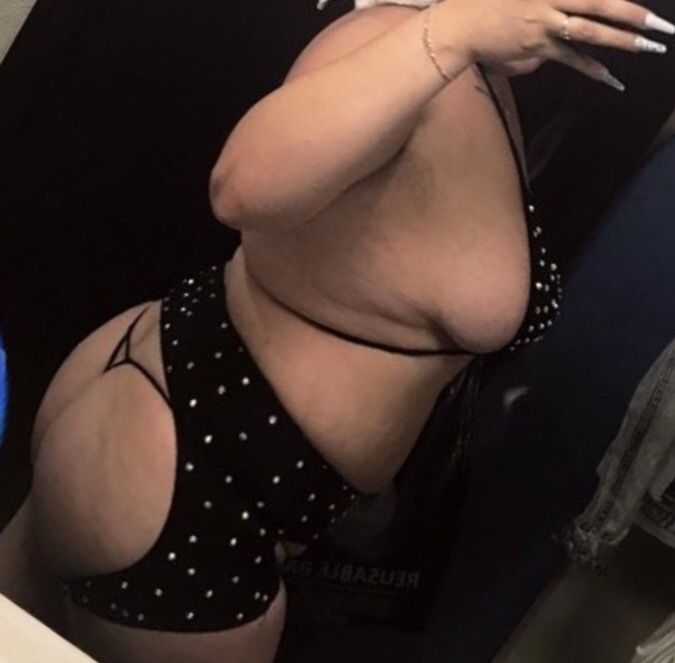 fiji2wet OnlyFans profile picture