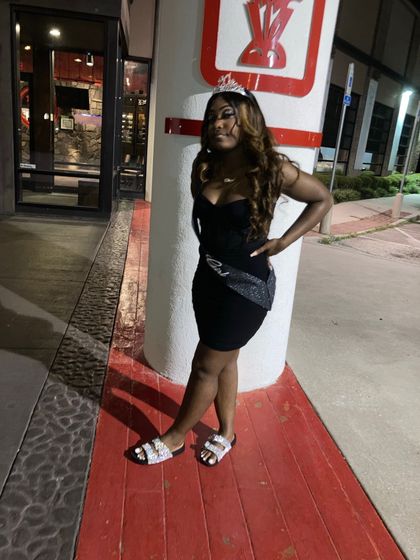 thereallavishbrat OnlyFans picture