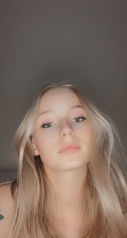 awily OnlyFans picture