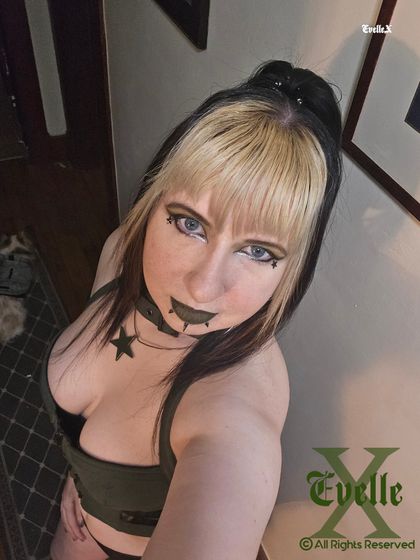 evelle_x OnlyFans picture