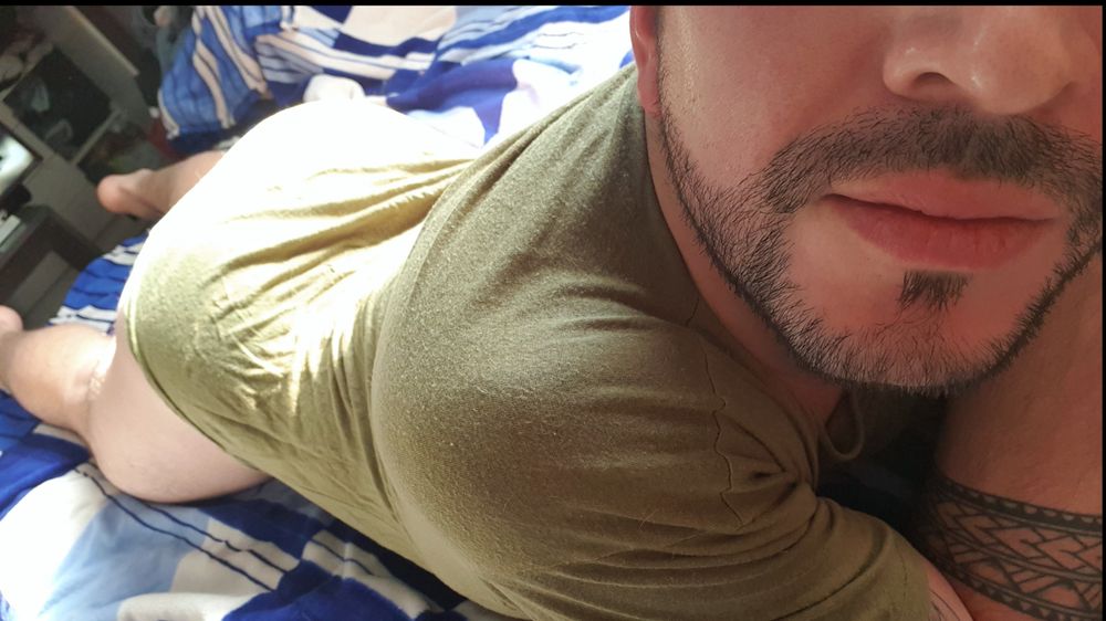 luishiicaceres OnlyFans profile picture