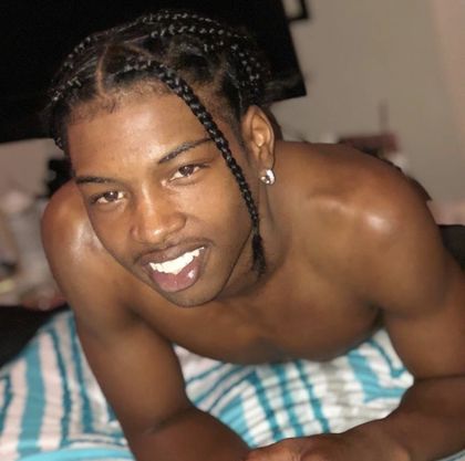 yolocalplug OnlyFans picture