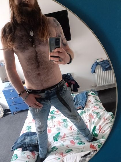 u19589726 OnlyFans picture