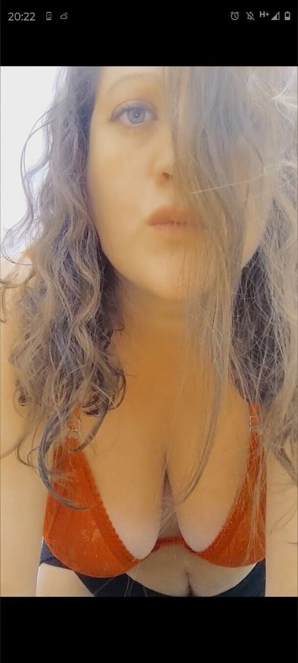 carolcemi OnlyFans picture
