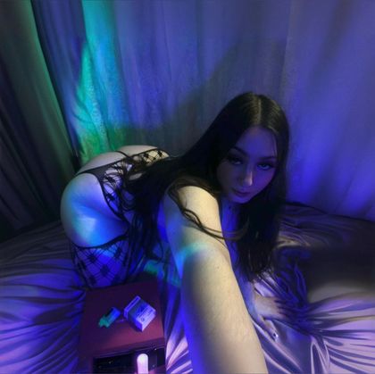 sophiee.bee OnlyFans picture